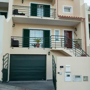 Zizis Place Casa de Férias
